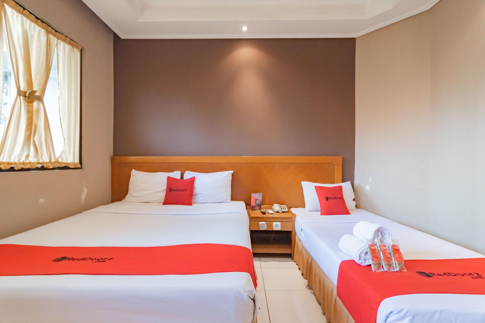 Reddoorz Plus @ Sukamulya Pasteur 2 Bandung Exterior photo