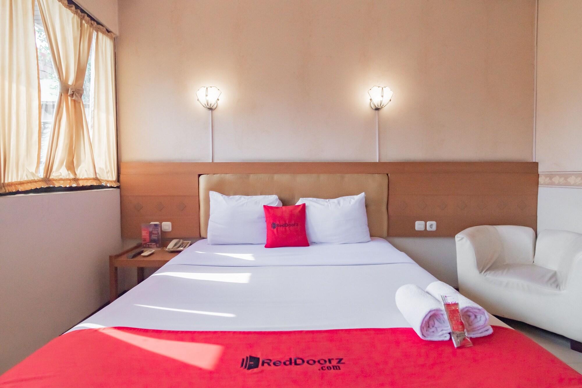 Reddoorz Plus @ Sukamulya Pasteur 2 Bandung Exterior photo