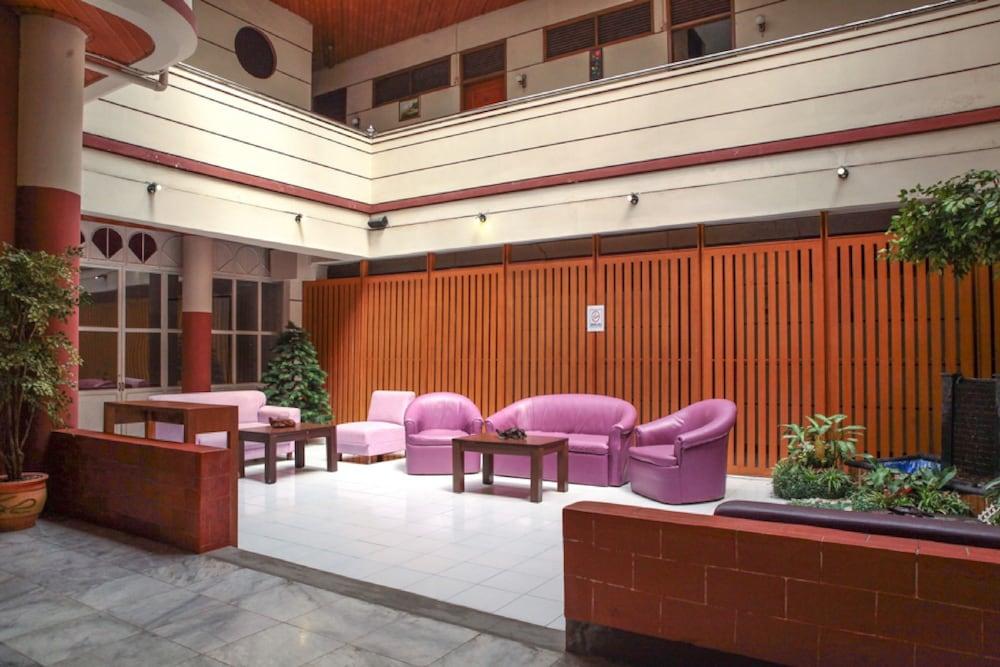 Reddoorz Plus @ Sukamulya Pasteur 2 Bandung Exterior photo